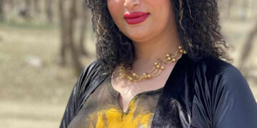 ئاشنا عومەر: موزیکی و گۆرانی کوردی لە ئێستادا تێکەڵەیەکی پێوە دیارە