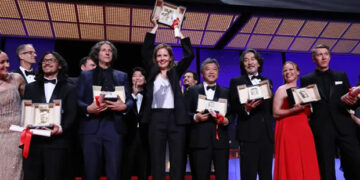 مەنسوور جیهانی ڕه‌خنه‌گری کورد فیلمه‌کانی فێستیڤاڵی نێوده‌وڵه‌تی فیلمی کانی هه‌ڵبژارد