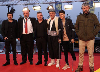 خەڵاتی “یۆڵماز گۆنای” لە دەیەمین فێستیڤاڵی نێودەوڵەتیی فیلمی “دهۆک” پێشکه‌ش ده‌کرێت