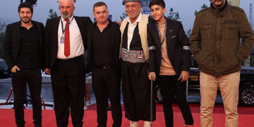 خەڵاتی “یۆڵماز گۆنای” لە دەیەمین فێستیڤاڵی نێودەوڵەتیی فیلمی “دهۆک” پێشکه‌ش ده‌کرێت