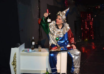 ھێرۆ جەواد: ڕێزی زۆرم بۆھەموو شانۆکارەکان ھەیە، بەڵام حەز ئەکەم تەنیا لەخۆم بچم