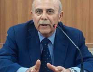 وچانێک بەدیار کتێبی (خۆم و ئەستێرە گەشەکان)ەوە