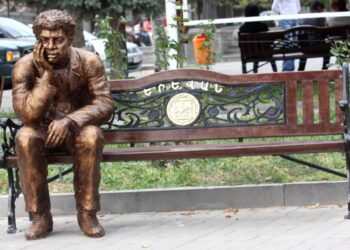 سیڤاگ دەنگە كاریگەرەكەی شیعری ئەرمەنی