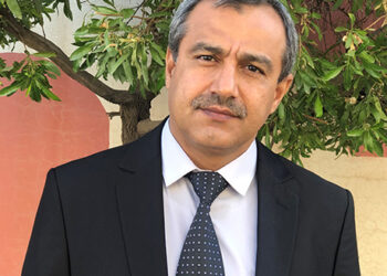 دیکارت ڕووبه‌ڕووی تاریکی و تاریکیخوازەکان دەبێته‌وه‌