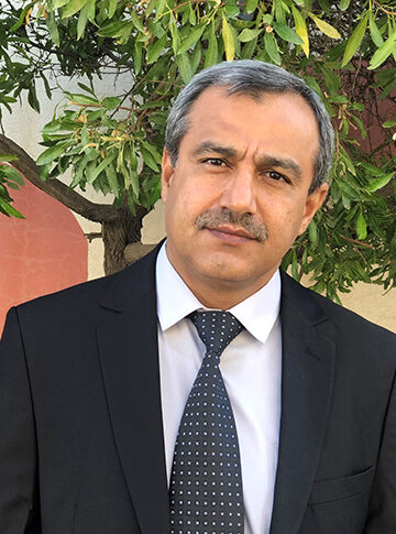 دیکارت ڕووبهڕووی تاریکی و تاریکیخوازەکان دەبێتهوه