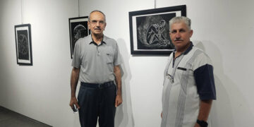 چاو خشاندنێک بە شەشەمین پیشانگای ھونەرمەند ئازاد مەخمووری